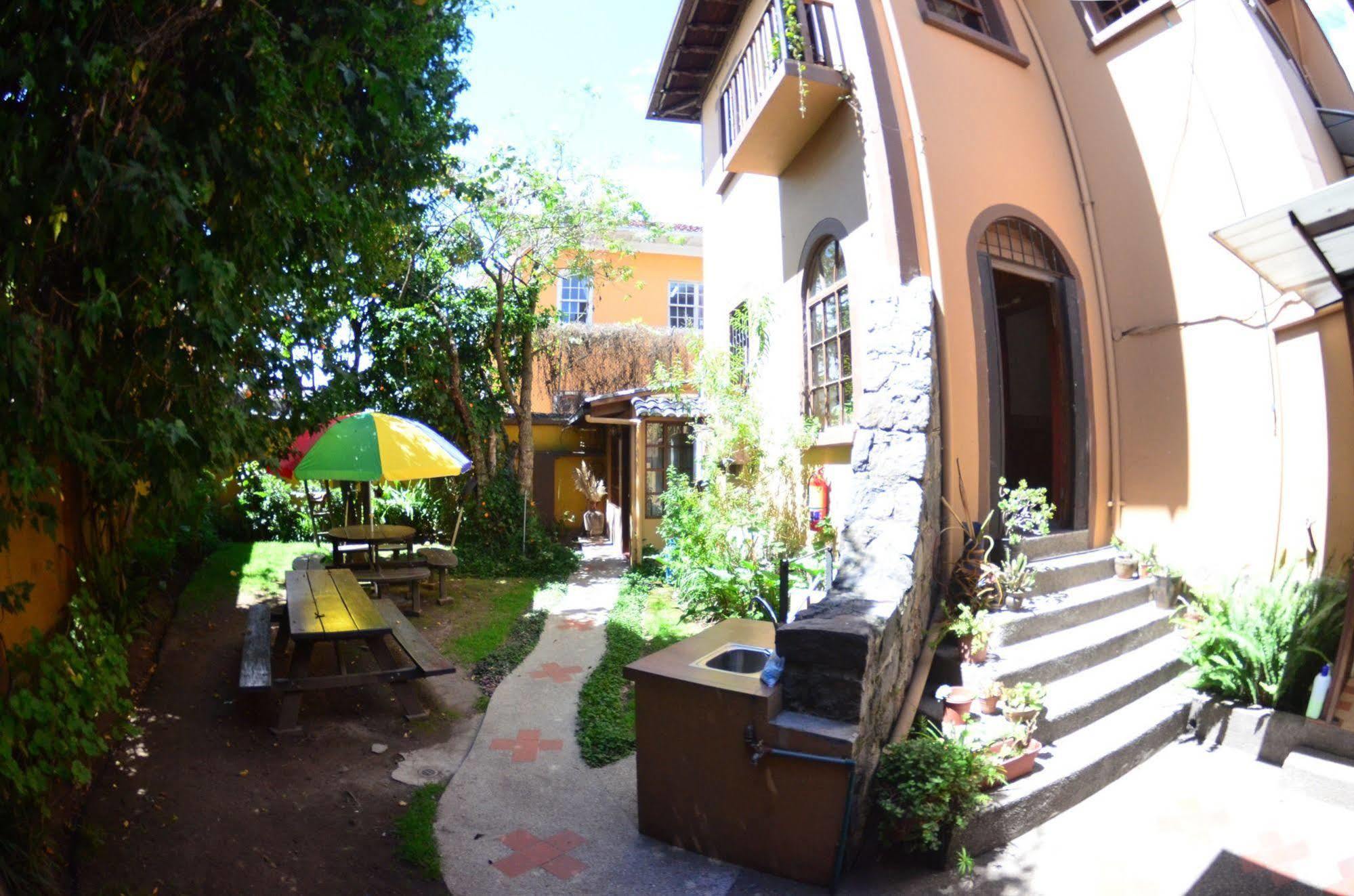 Arupo Bed And Breakfast Quito Ngoại thất bức ảnh